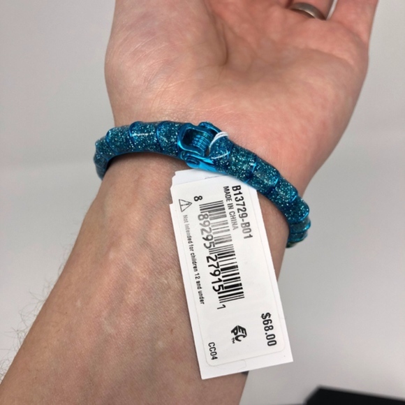 Betsey Johnson | Seahorse Glitter Hinge Bracelet - Picture 4 of 5